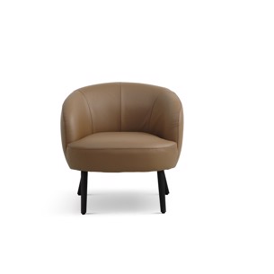 Conrad Lounge Chair – Læder, Cognac/Sort Træbase Oplev Chair, en stilfuld og komfortabel