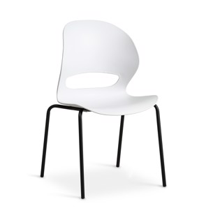 Linea Dining Chair kombinerer moderne design med funktionalitet. Stolen er fremstillet af holdbart