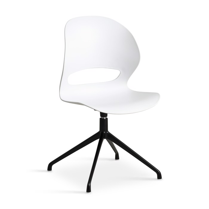 Linea Dining Chair kombinerer moderne design med funktionalitet. Stolen er fremstillet af holdbart