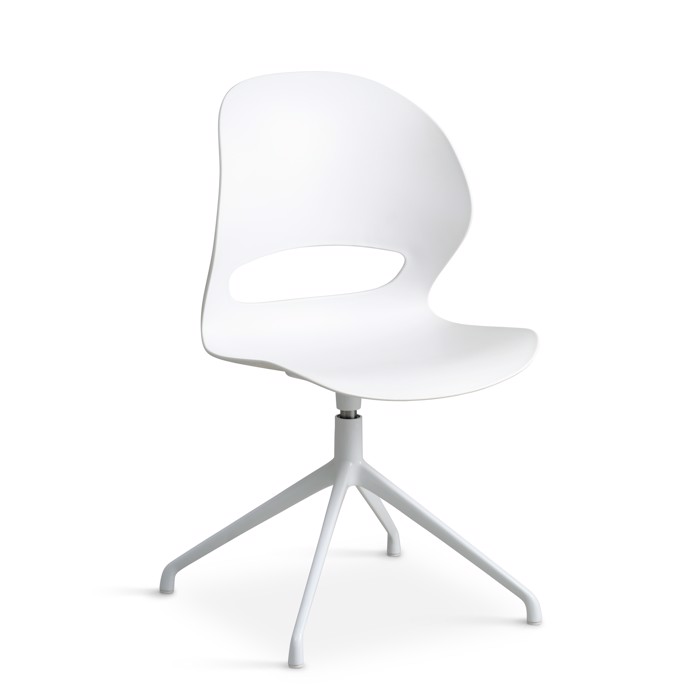 Linea Dining Chair kombinerer moderne design med funktionalitet. Stolen er fremstillet af holdbart