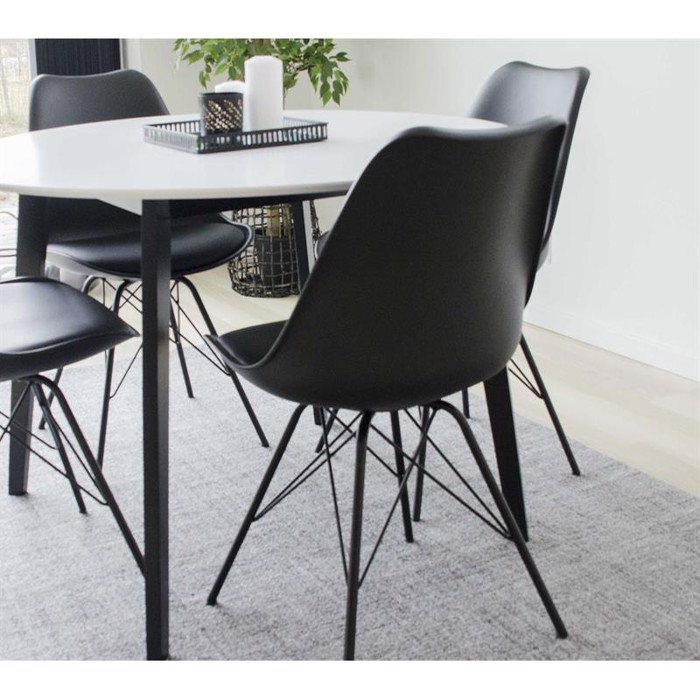 Rundt bord med 4 stole - Hvid plade sort ben - sort/sort stol - Ø 150 cm. Højde 75 cm.